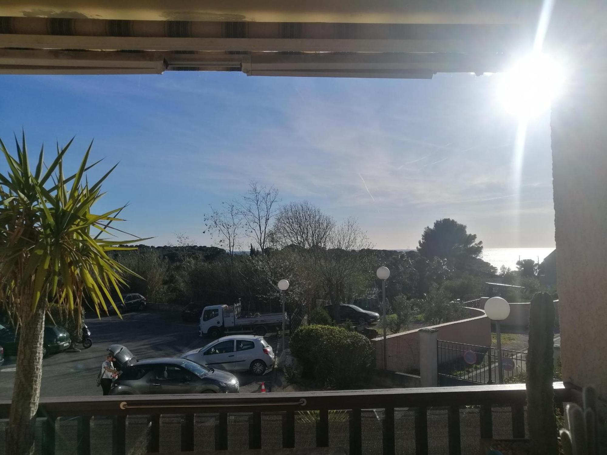 Sanary Les Gorguettes, Studio Avec Terrasse Vue Mer, A 10 Min A Pieds De La Plage 外观 照片